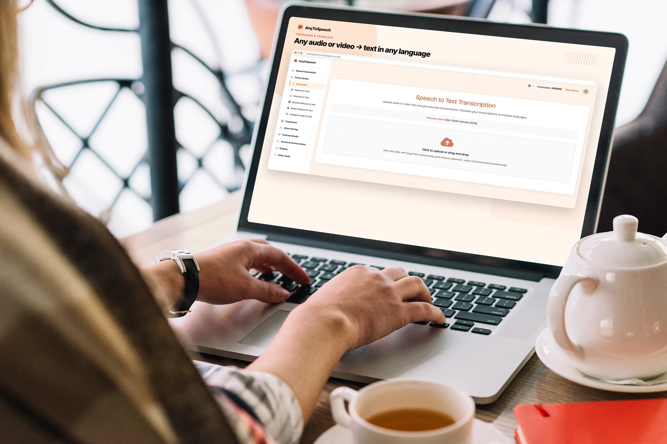 A tecnologia bizarra que transforma arquivos PDF e sites em podcasts reais