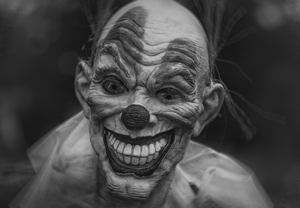 Invasão Aracnídea: O Plano Bizarro para Quebrar um Recorde Mundial na NYCC